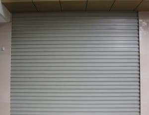 Cửa cuốn tấm liền sóng vuông T - DL